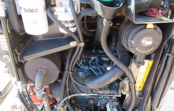 Bobcat 323 - Image 10