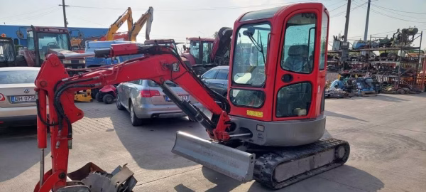 Bobcat 425 - Image 2