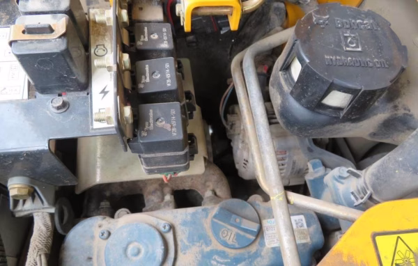 Bobcat E08 - Image 7
