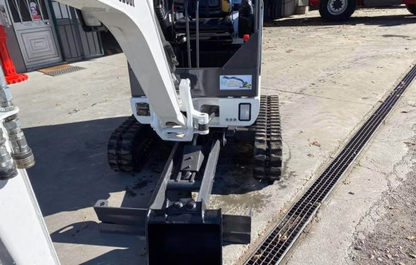 Bobcat E 14 - Image 5