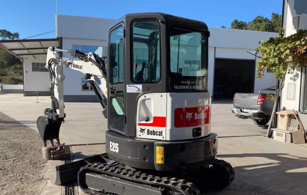 Bobcat E 25 - Image 4