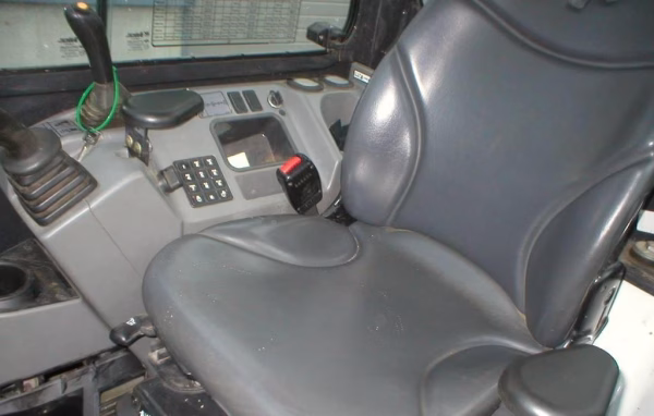 Bobcat E 45 - Image 7