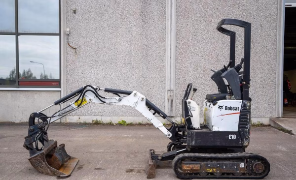 Bobcat E10