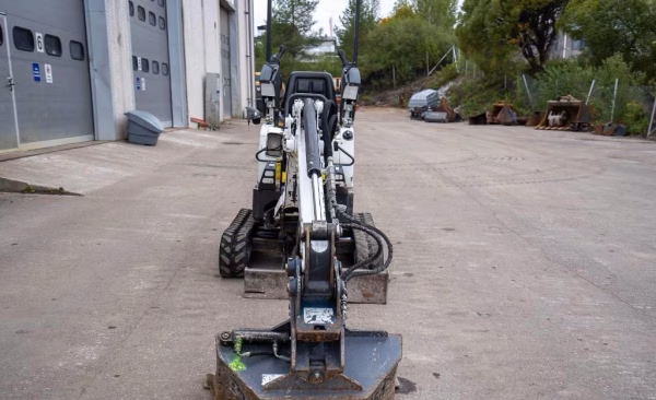 Bobcat E10 - Image 4