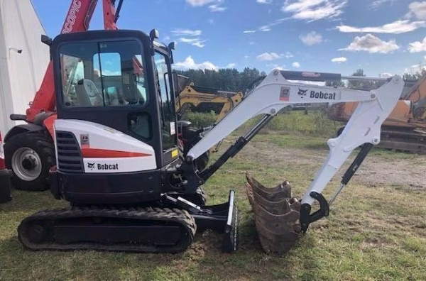 Bobcat E26