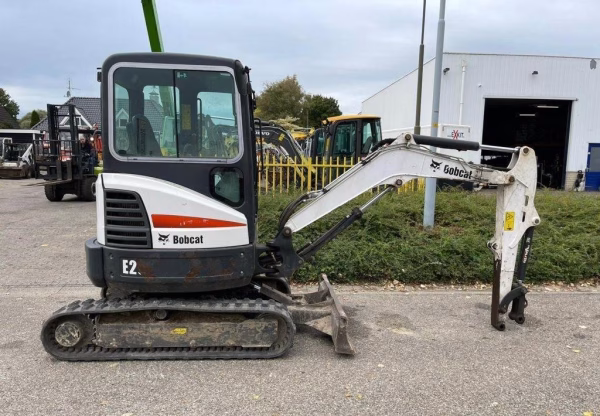 Bobcat E26 - Image 7