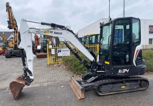 Bobcat E34