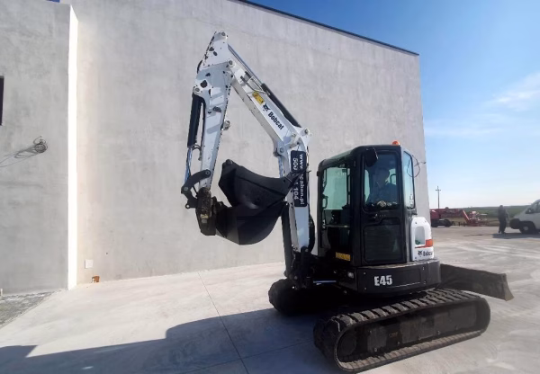 Bobcat E45