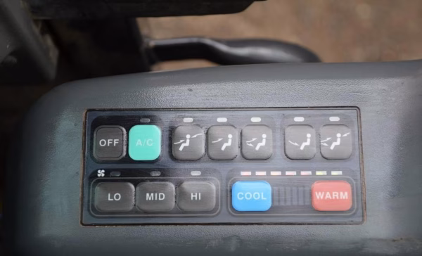 Bobcat E80 - Image 8