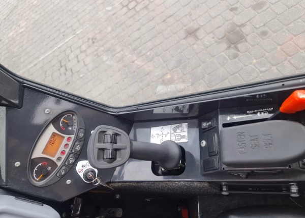 Bobcat L28 - Image 13