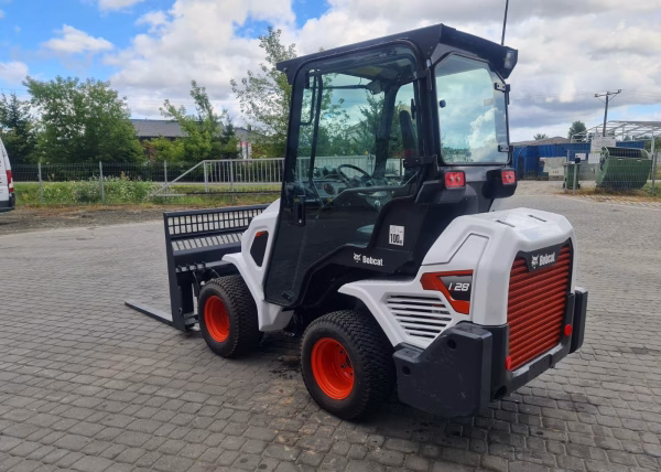 Bobcat L28 - Image 9