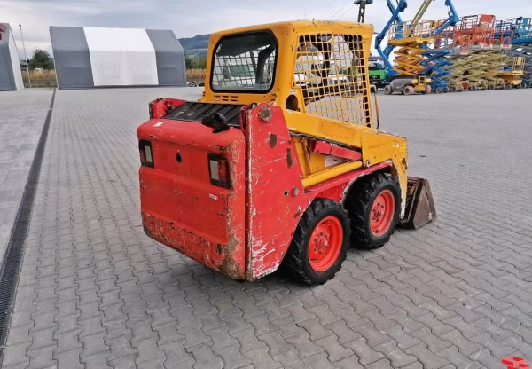 Bobcat S 100 - Image 9