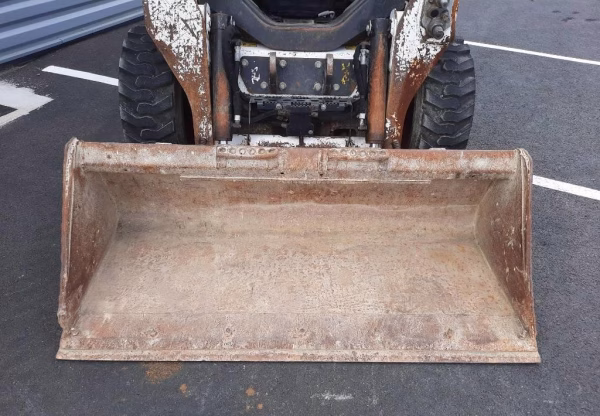 Bobcat S 590 - Image 10
