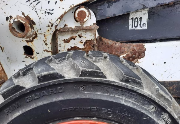 Bobcat S 590 - Image 6