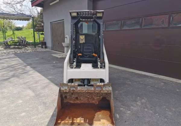 Bobcat S 70 - Image 9