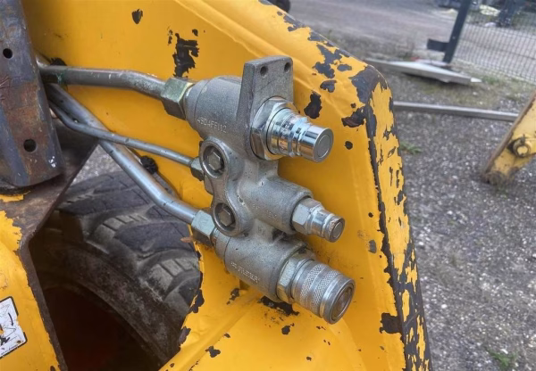 Bobcat S130 - Image 7