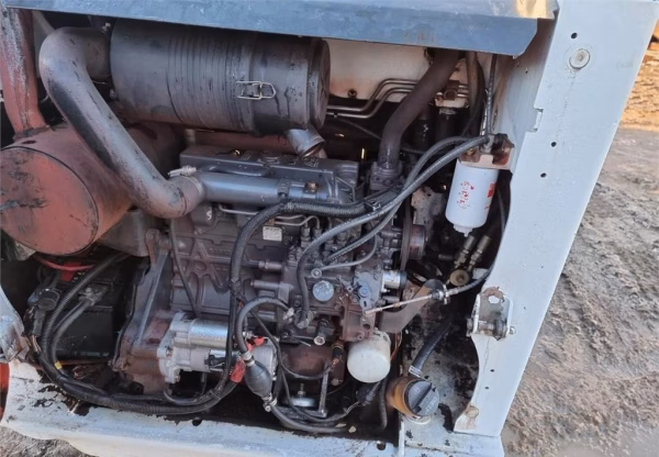 Bobcat S450 - Image 15