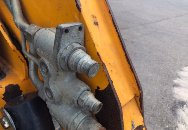 Bobcat T 190 - Image 7