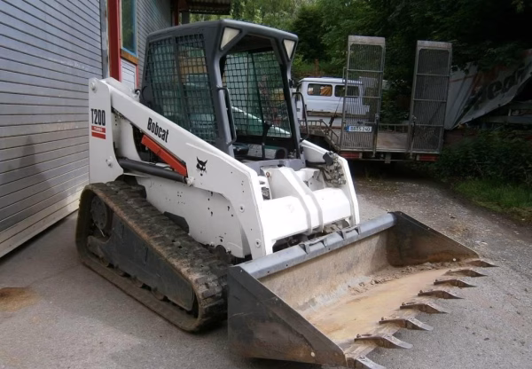 Bobcat T 200 - Image 2