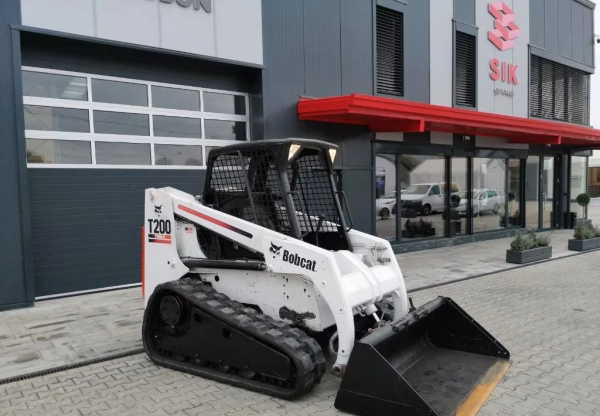 Bobcat T 200 - Image 10