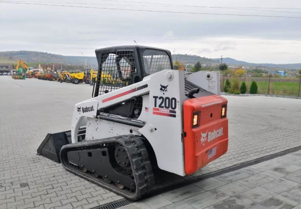 Bobcat T 200 - Image 8