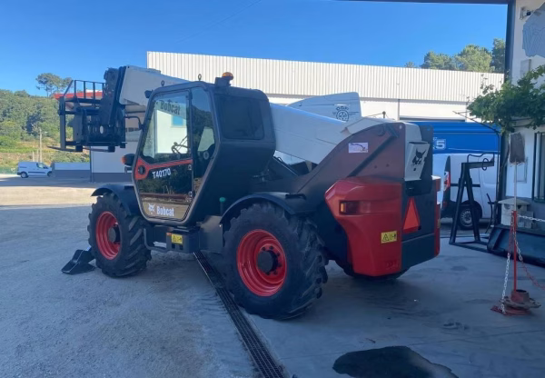 Bobcat T 40170 - Image 5