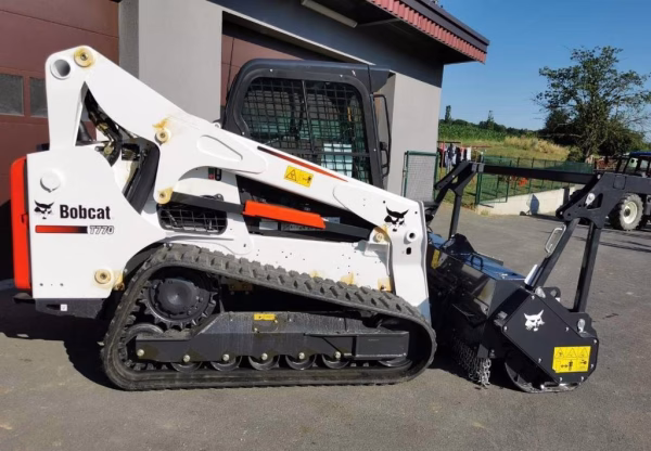 Bobcat T 770 - Image 6