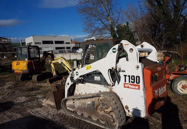 Bobcat T190 - Image 2