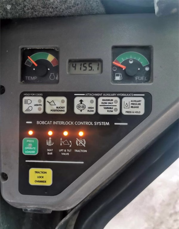 Bobcat T300 - Image 14