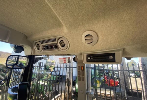 John Deere 5100R - Image 6