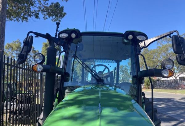 John Deere 5100R - Image 12